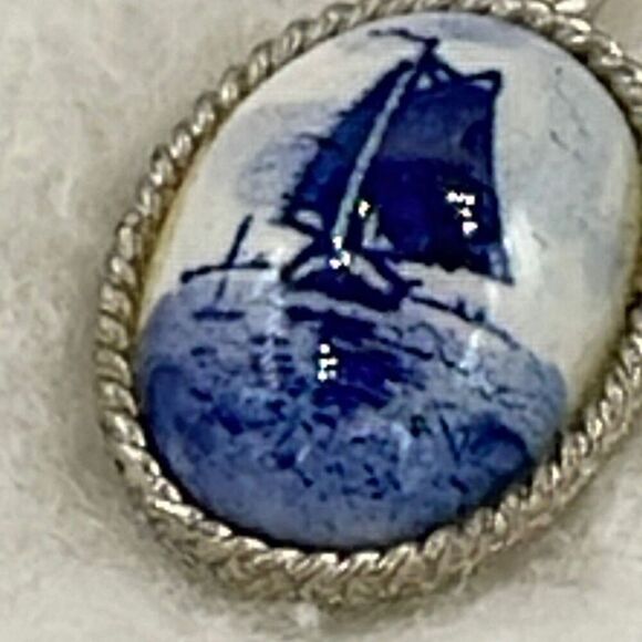 Vintage Delft blue sailing ship pendant* - Picture 2 of 9
